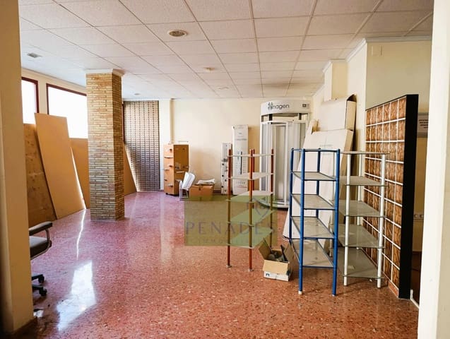 Kaupallinen myytävänä paikassa Ontinyent - 170 000 € (Ref: 9118934)