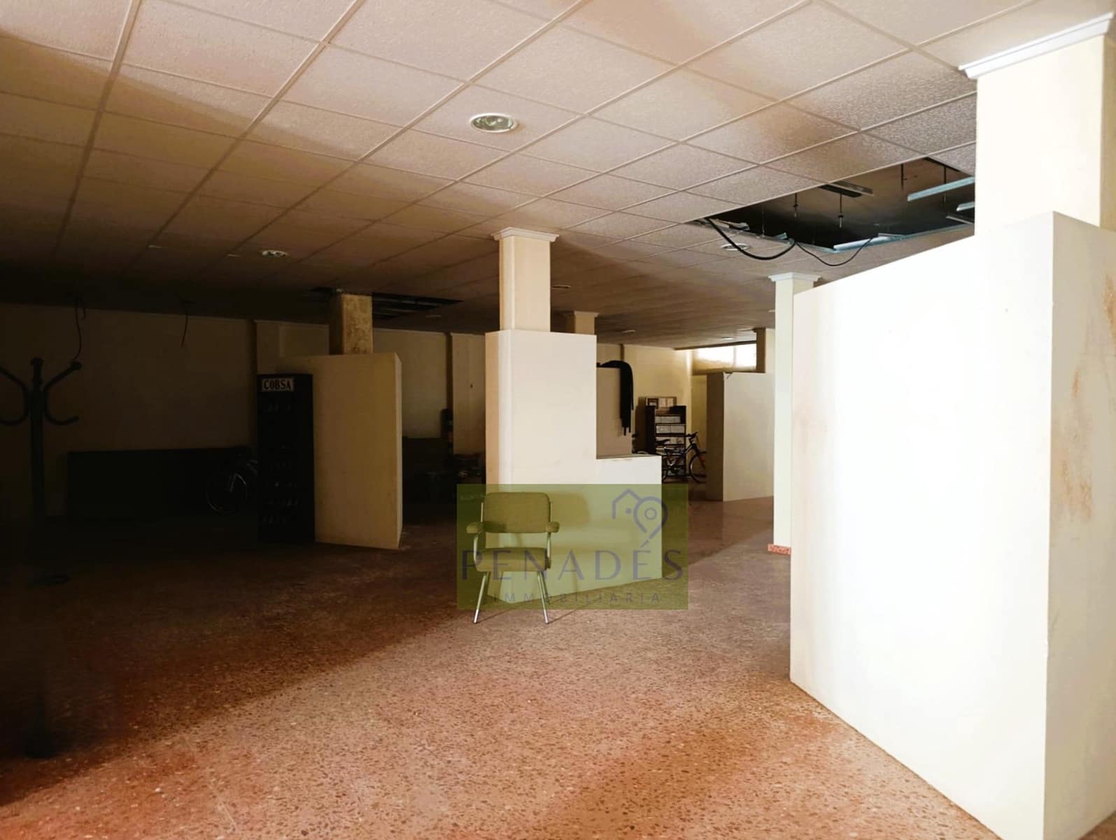 Commercial for sale in Ontinyent - € 170,000 (Ref: 9118934)
