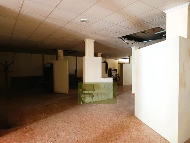 Kaupallinen myytävänä paikassa Ontinyent - 170 000 € (Ref: 9118934)