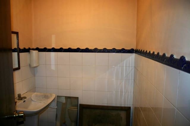 Local Comercial en Ontinyent en alquiler - 250 € (Ref: 9118936)