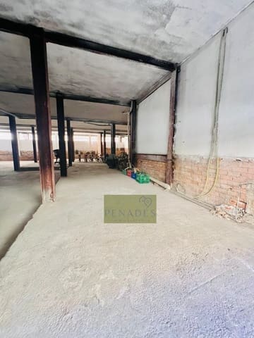 Commercial for sale in Ontinyent - € 188,000 (Ref: 9262817)