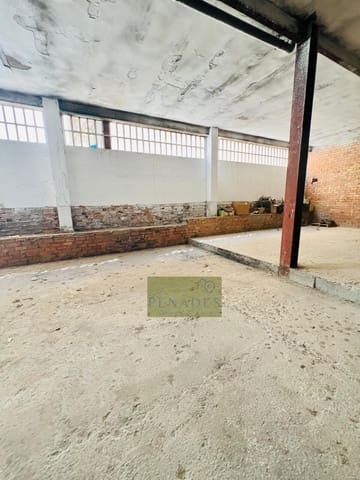 Commercial for sale in Ontinyent - € 188,000 (Ref: 9262817)