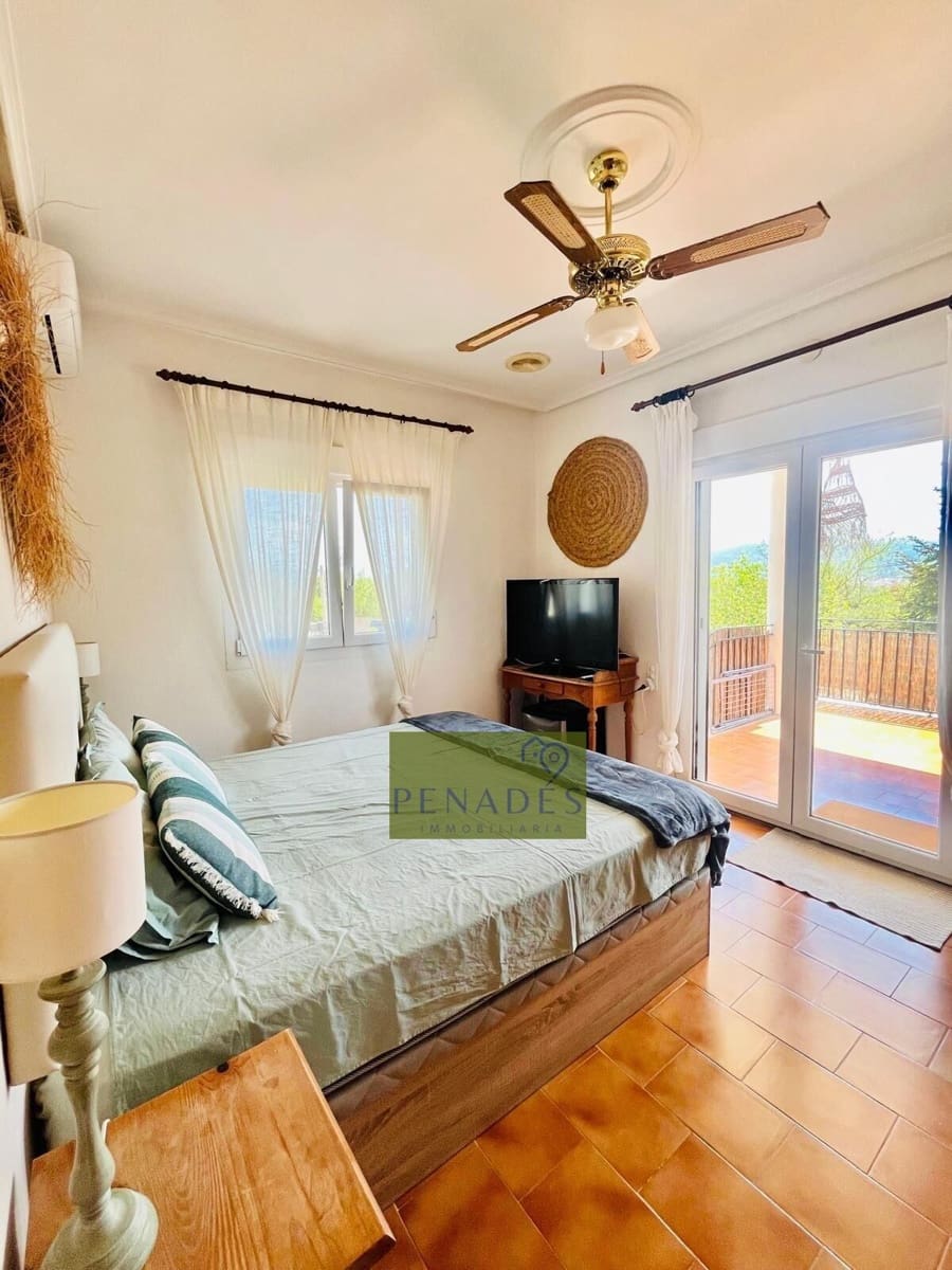 5 makuuhuone Huvila myytävänä paikassa Ontinyent mukana uima-altaan - 495 500 € (Ref: 9269600)