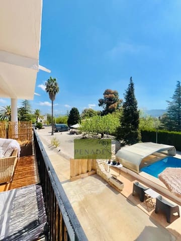 5 sovrum Villa till salu i Ontinyent med pool - 495 500 € (Ref: 9269600)