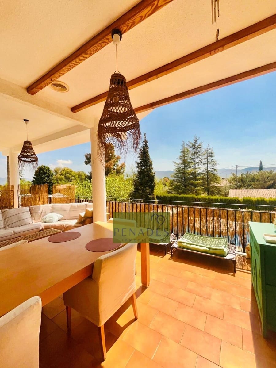 5 makuuhuone Huvila myytävänä paikassa Ontinyent mukana uima-altaan - 495 500 € (Ref: 9269600)