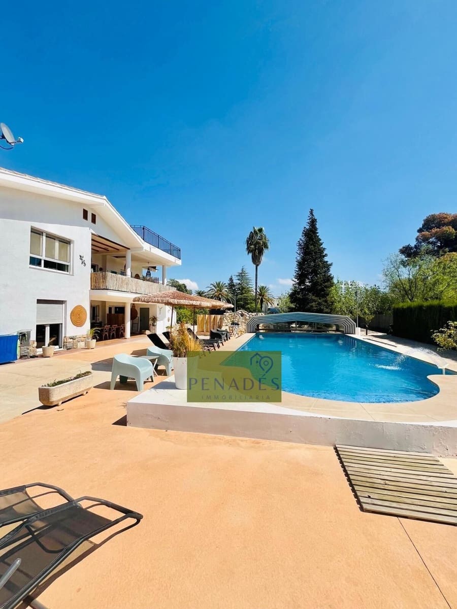 5 makuuhuone Huvila myytävänä paikassa Ontinyent mukana uima-altaan - 495 500 € (Ref: 9269600)