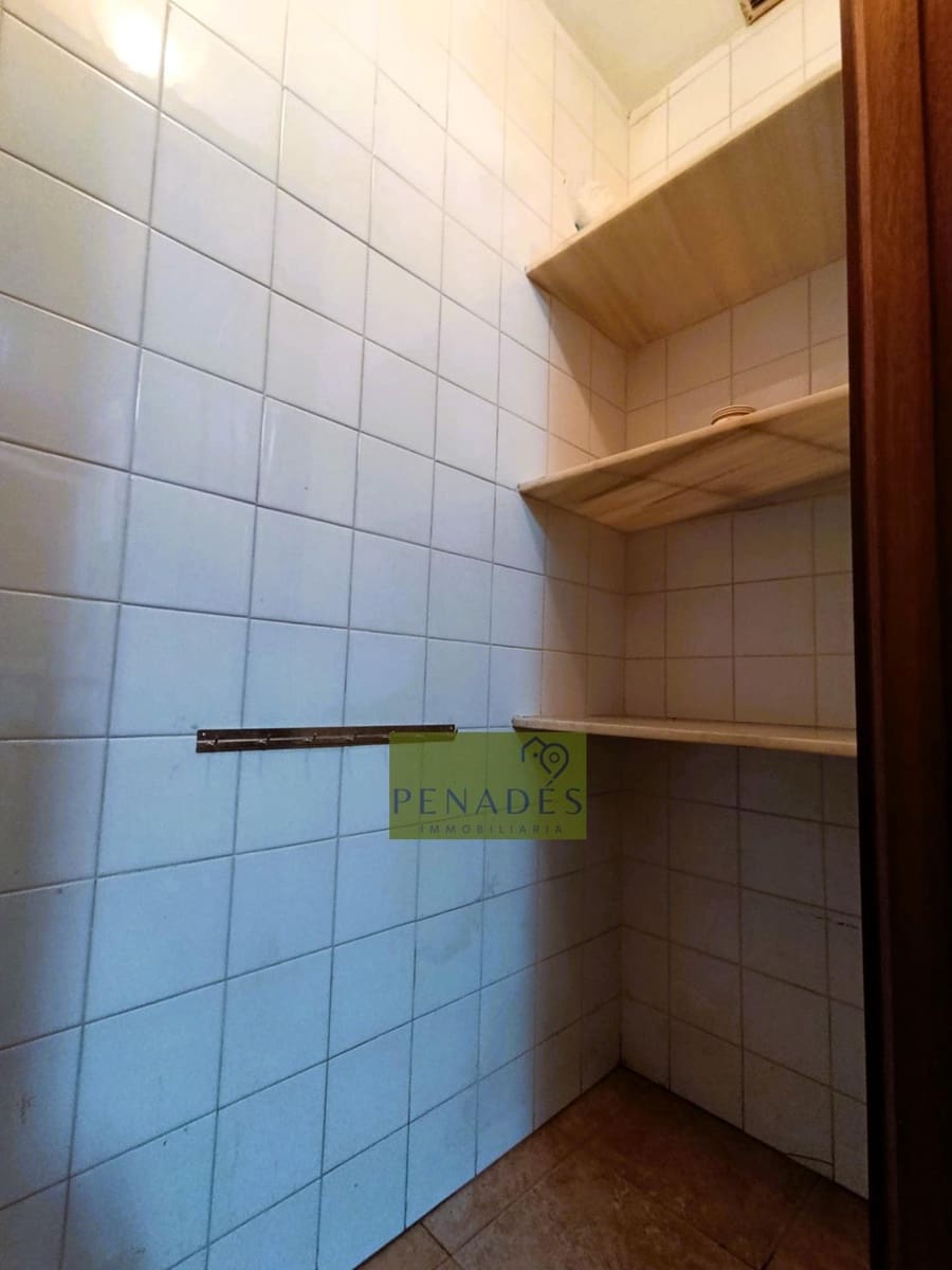 4 soveværelse Lejlighed til salg i Ontinyent med garage - € 175.000 (Ref: 9282413)