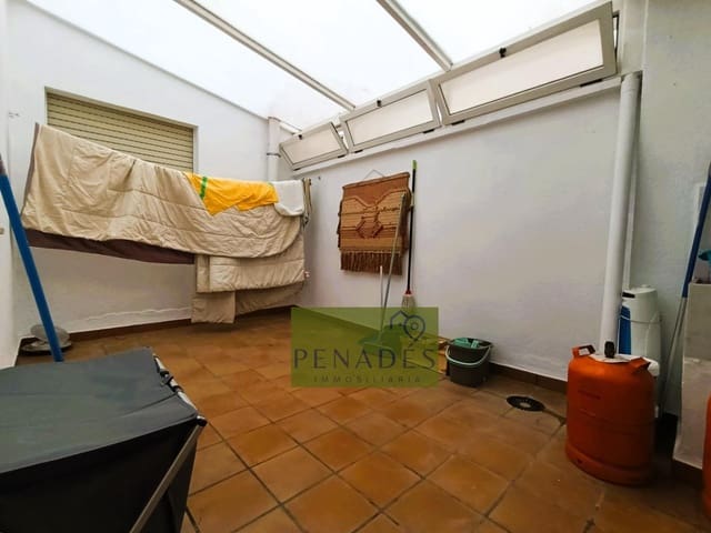 4 soveværelse Lejlighed til salg i Ontinyent med garage - € 175.000 (Ref: 9282413)