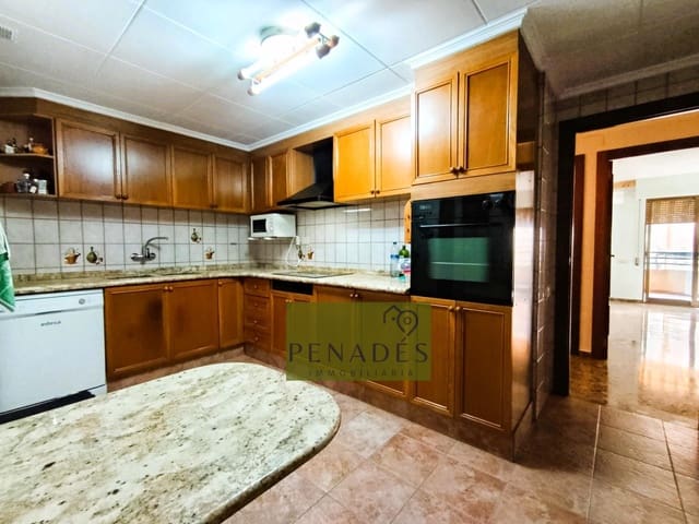 4 soveværelse Lejlighed til salg i Ontinyent med garage - € 175.000 (Ref: 9282413)