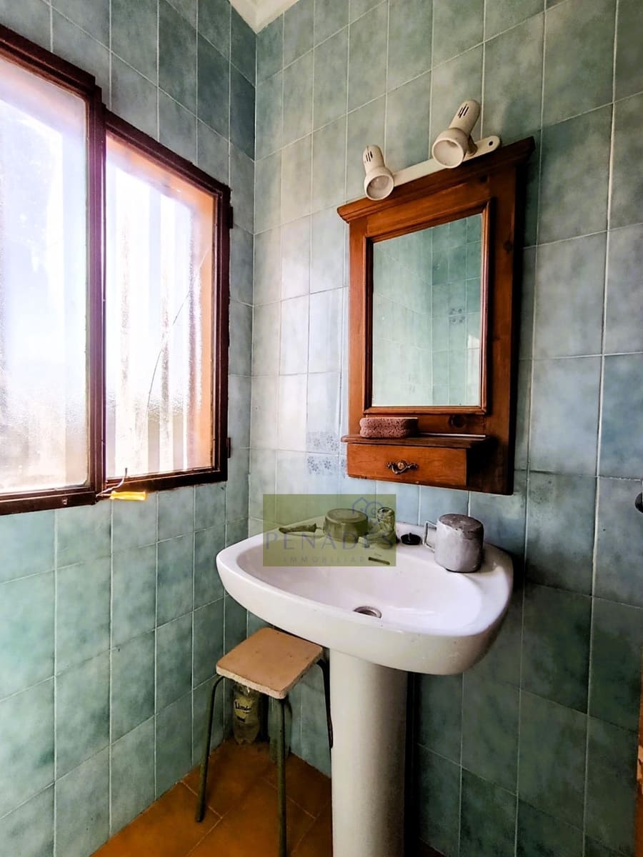 7 soveværelse Villa til salg i Ontinyent - € 250.000 (Ref: 9308702)