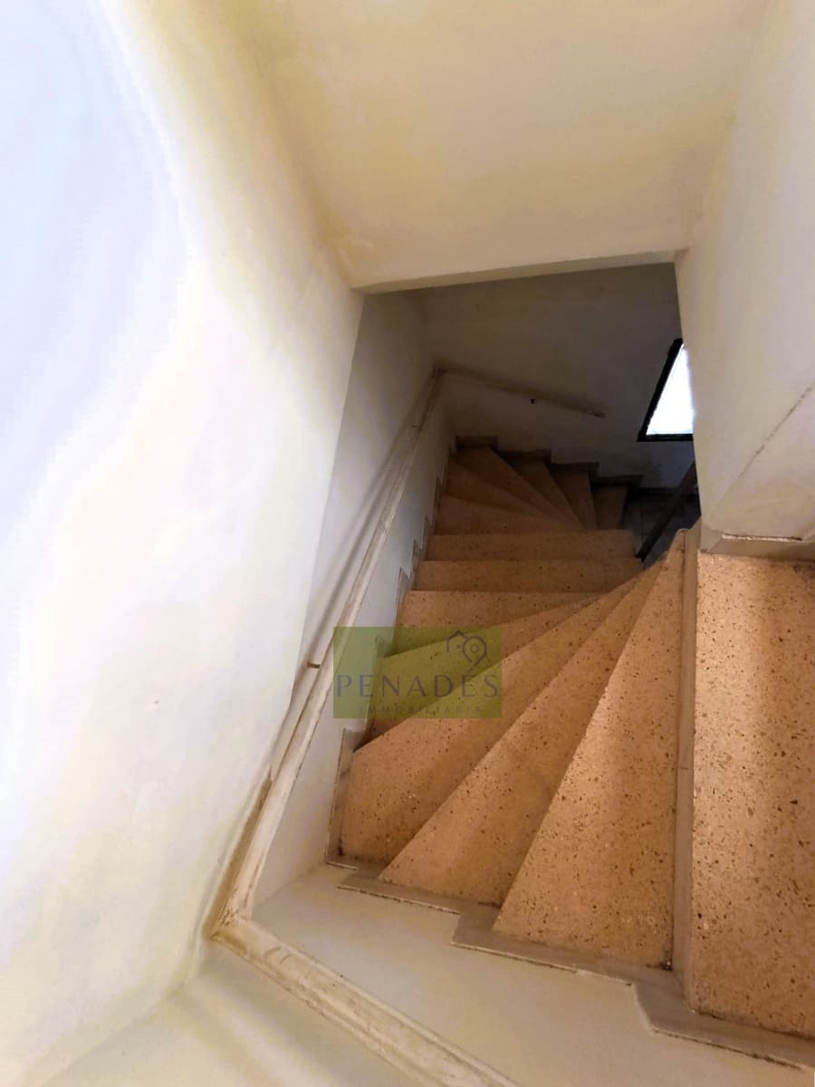 7 soveværelse Villa til salg i Ontinyent - € 250.000 (Ref: 9308702)