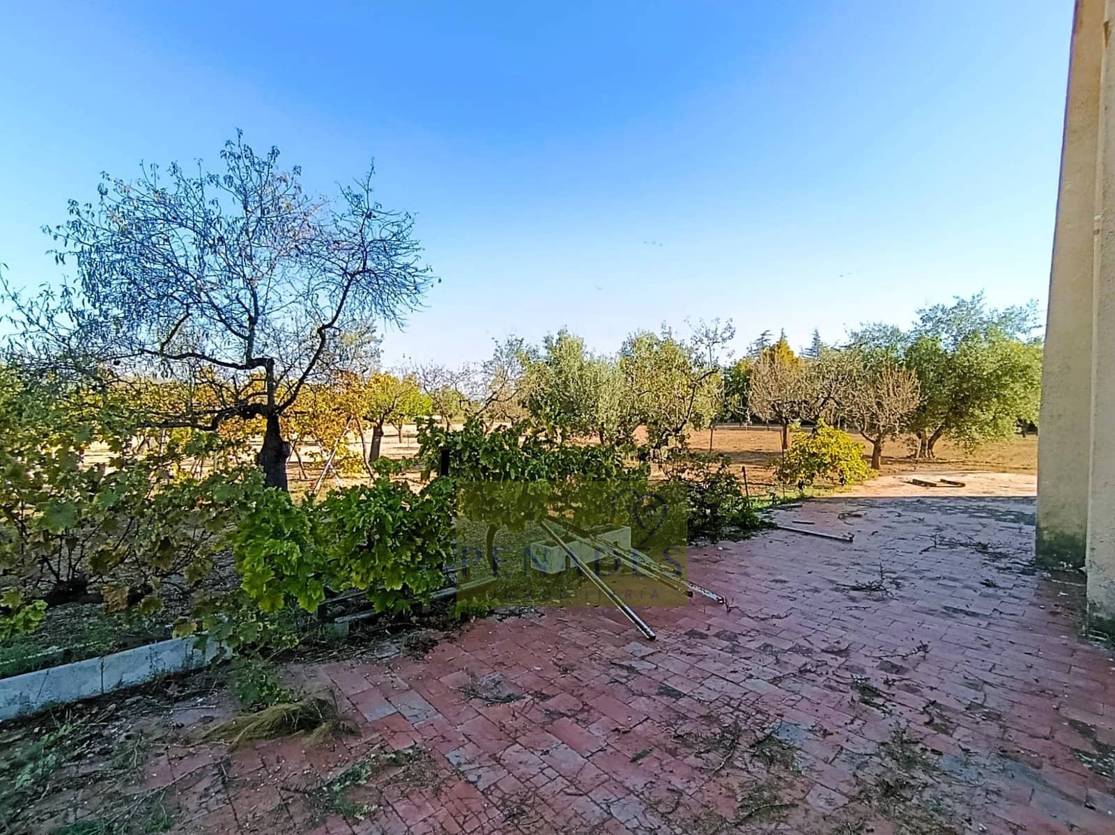 7 soveværelse Villa til salg i Ontinyent - € 250.000 (Ref: 9308702)