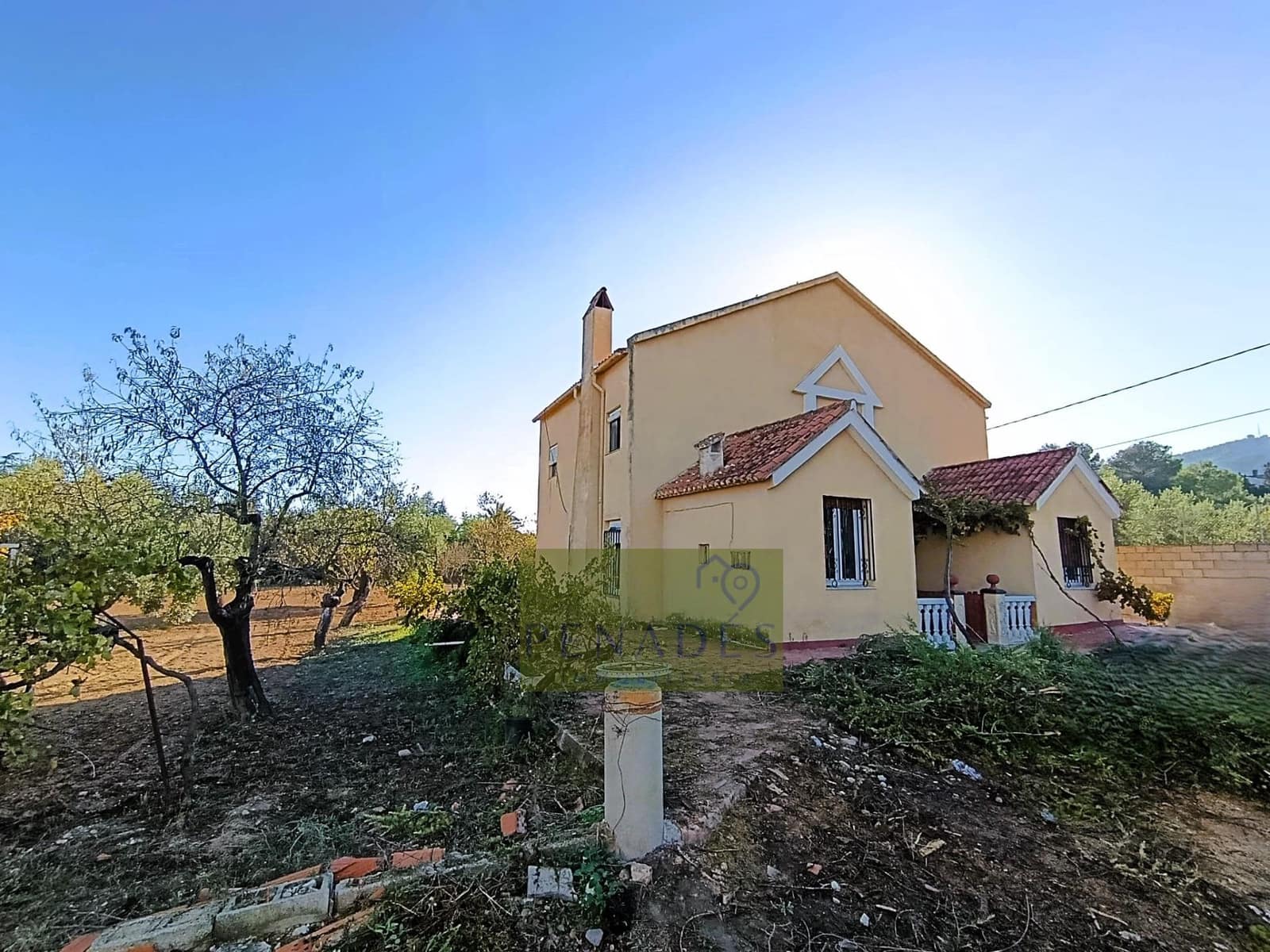 7 soveværelse Villa til salg i Ontinyent - € 250.000 (Ref: 9308702)