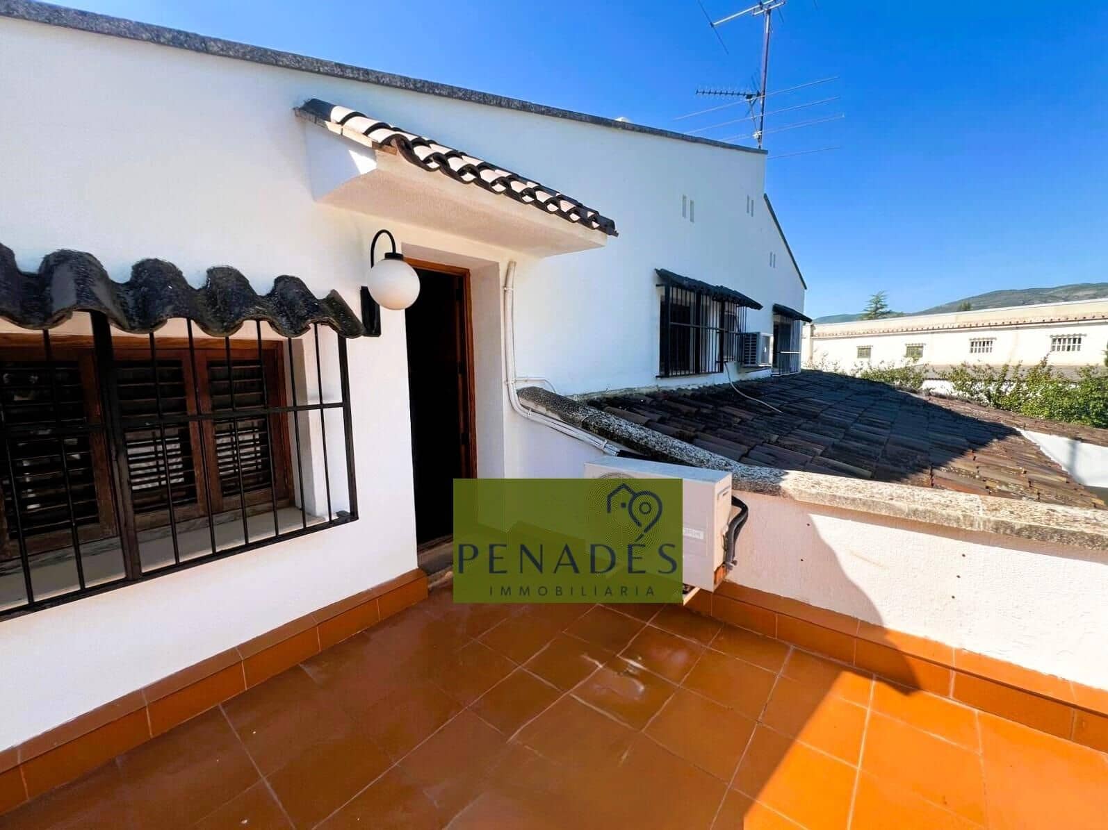 5 makuuhuone Huvila myytävänä paikassa Ontinyent - 450 000 € (Ref: 9356115)