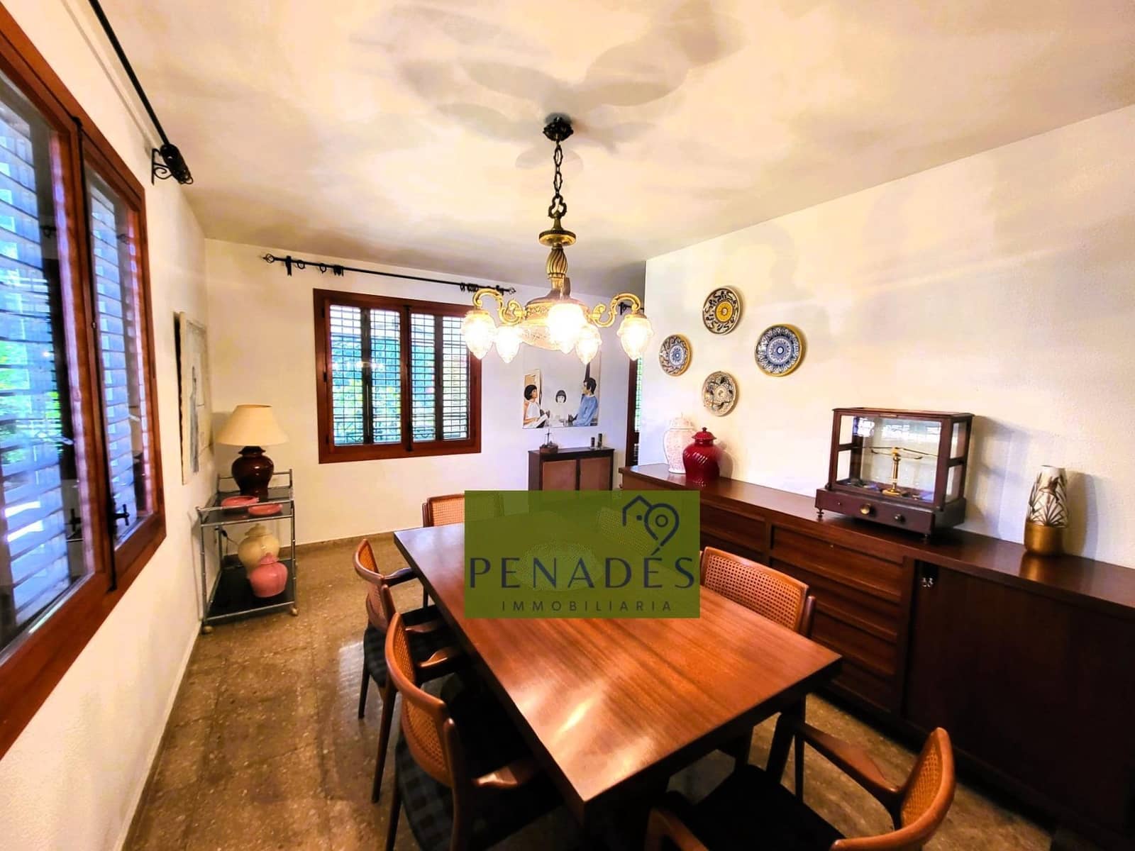 5 makuuhuone Huvila myytävänä paikassa Ontinyent - 450 000 € (Ref: 9356115)