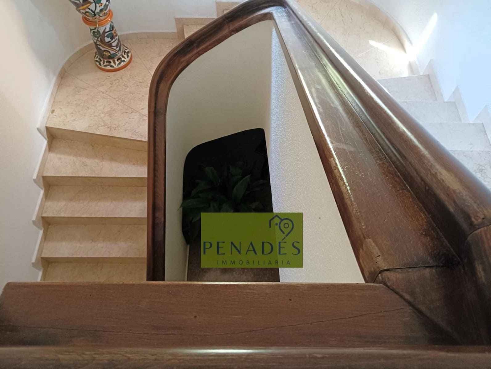 5 makuuhuone Huvila myytävänä paikassa Ontinyent - 450 000 € (Ref: 9356115)