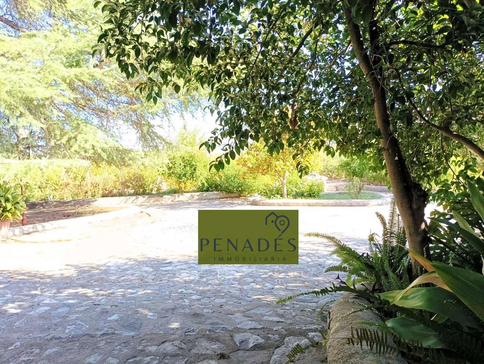 5 makuuhuone Huvila myytävänä paikassa Ontinyent - 450 000 € (Ref: 9356115)