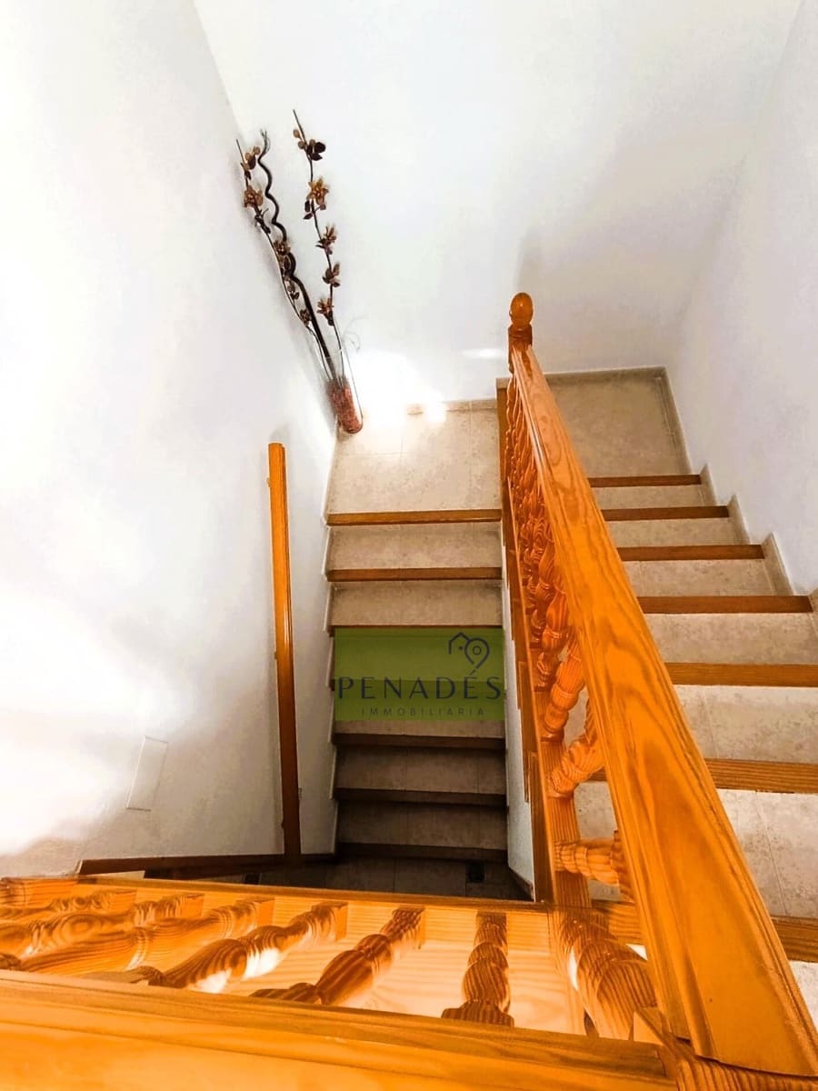 6 soveværelse Villa til salg i Ontinyent med swimmingpool - € 300.000 (Ref: 9411215)