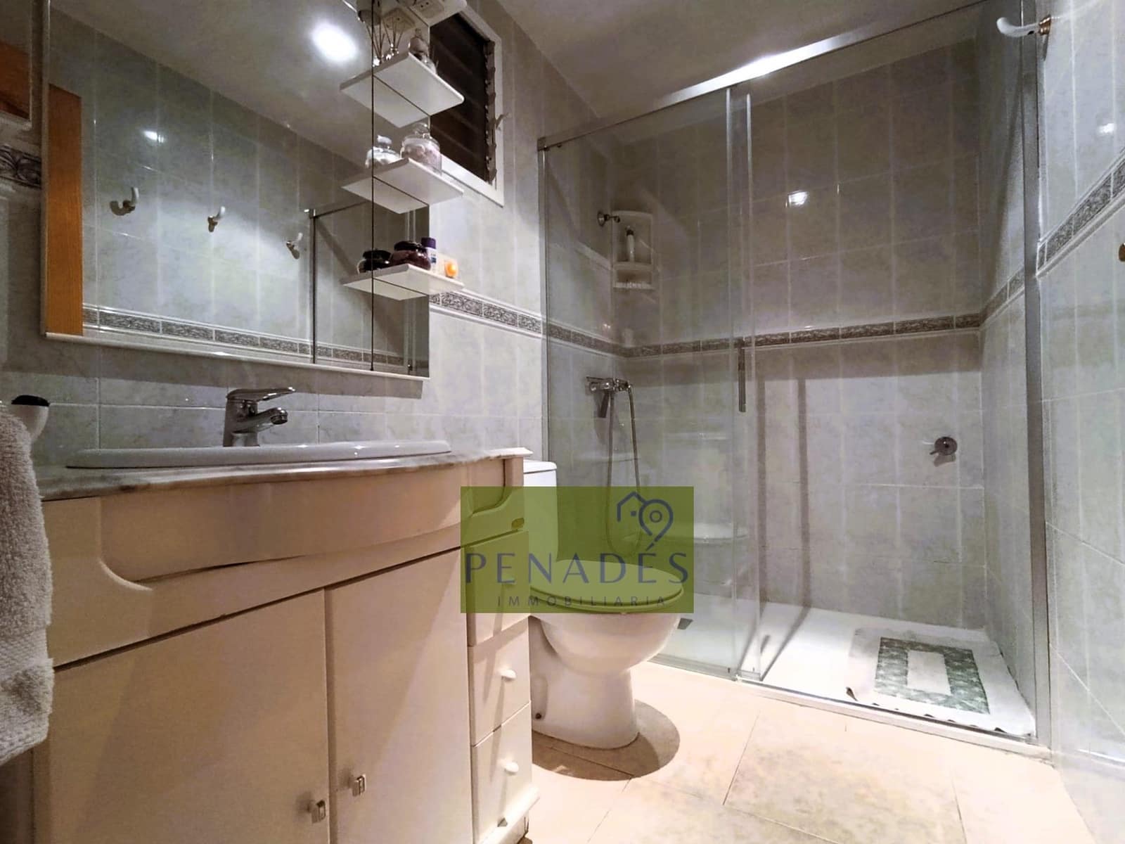 6 soveværelse Villa til salg i Ontinyent med swimmingpool - € 300.000 (Ref: 9411215)