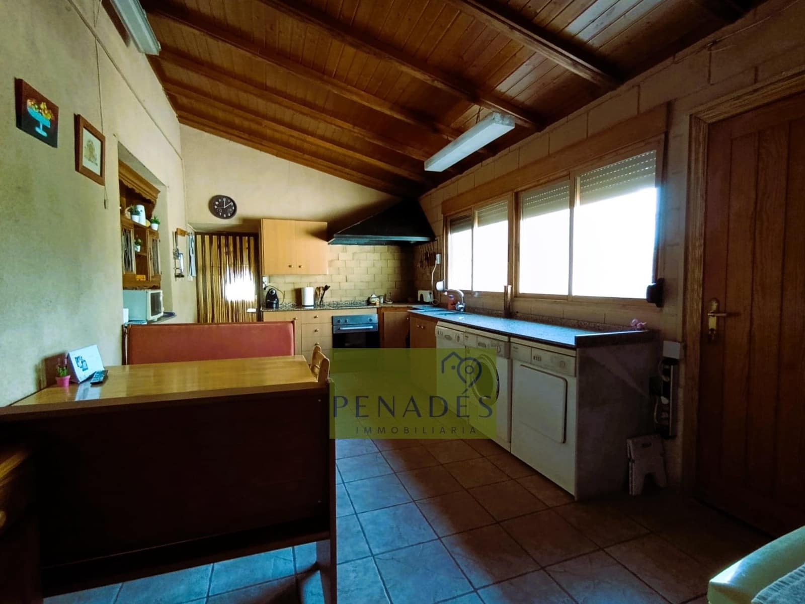 6 soveværelse Villa til salg i Ontinyent med swimmingpool - € 300.000 (Ref: 9411215)