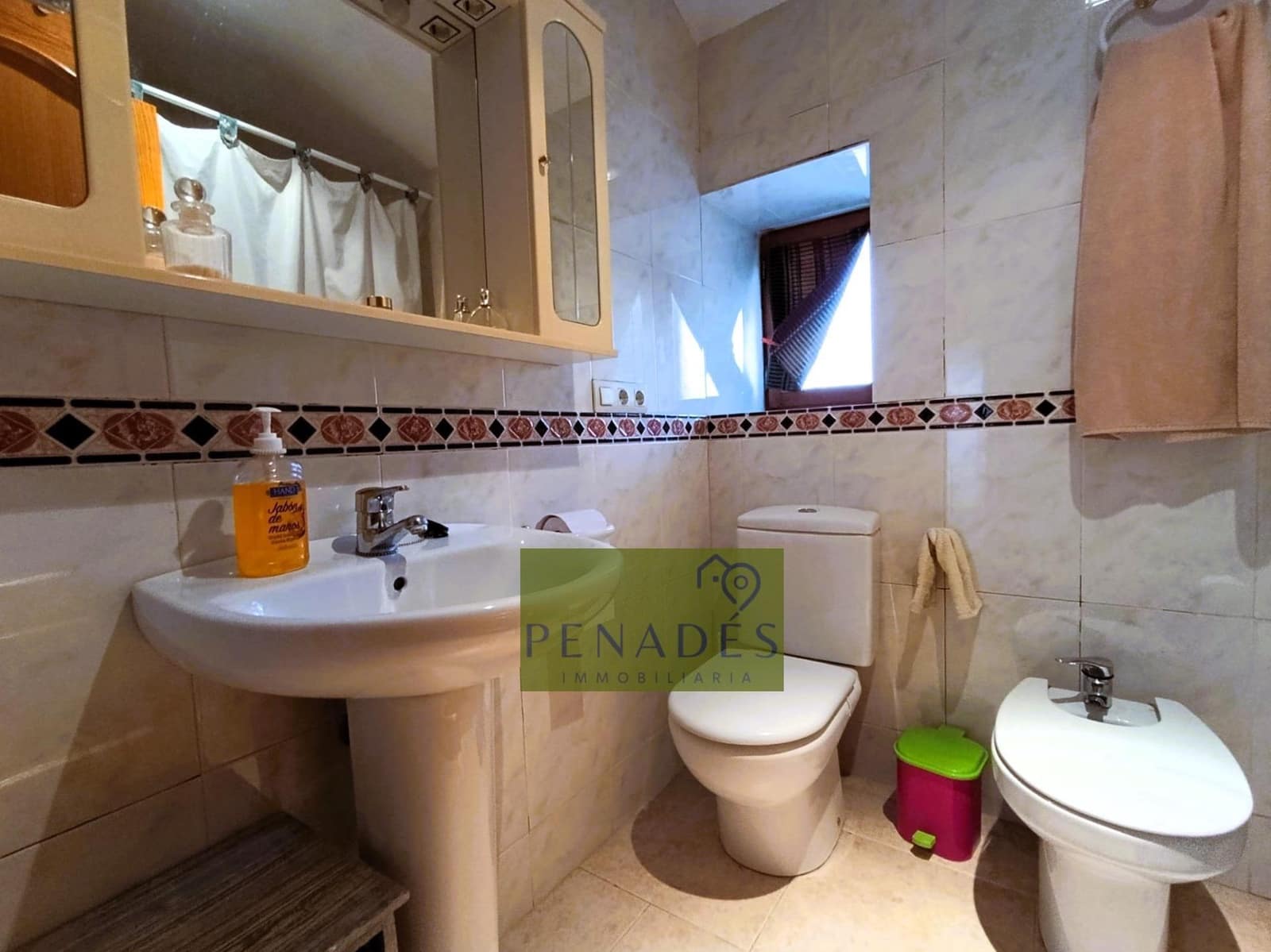 6 soveværelse Villa til salg i Ontinyent med swimmingpool - € 300.000 (Ref: 9411215)