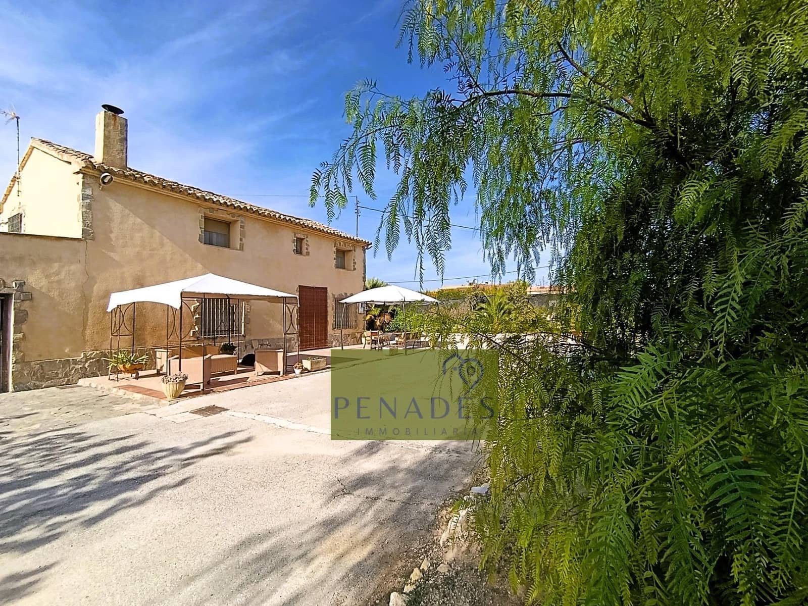 6 soveværelse Villa til salg i Ontinyent med swimmingpool - € 300.000 (Ref: 9411215)