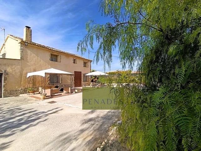 6 soveværelse Villa til salg i Ontinyent med swimmingpool - € 300.000 (Ref: 9411215)