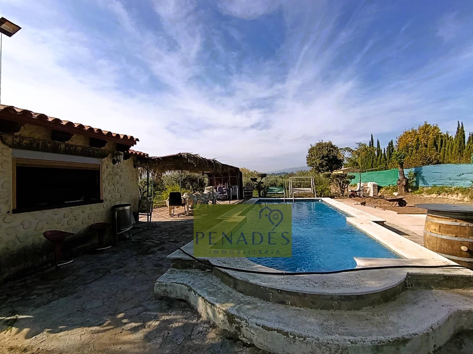 6 soveværelse Villa til salg i Ontinyent med swimmingpool - € 300.000 (Ref: 9411215)