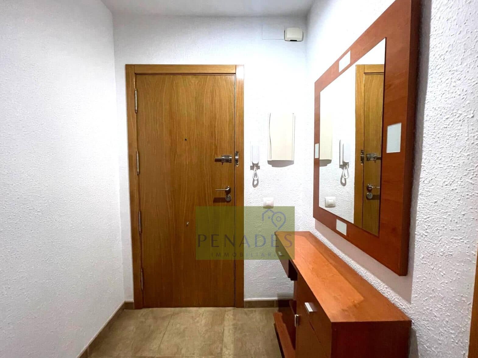 Piso de 3 habitaciones en Agullent en venta - 95.000 € (Ref: 9411220)