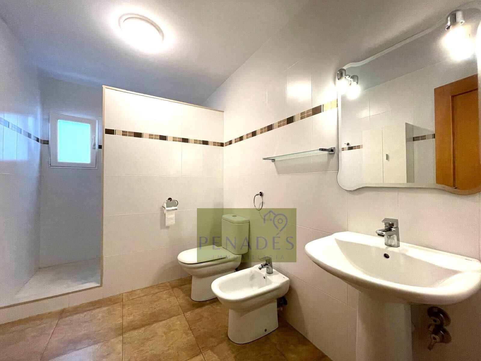 Piso de 3 habitaciones en Agullent en venta - 95.000 € (Ref: 9411220)