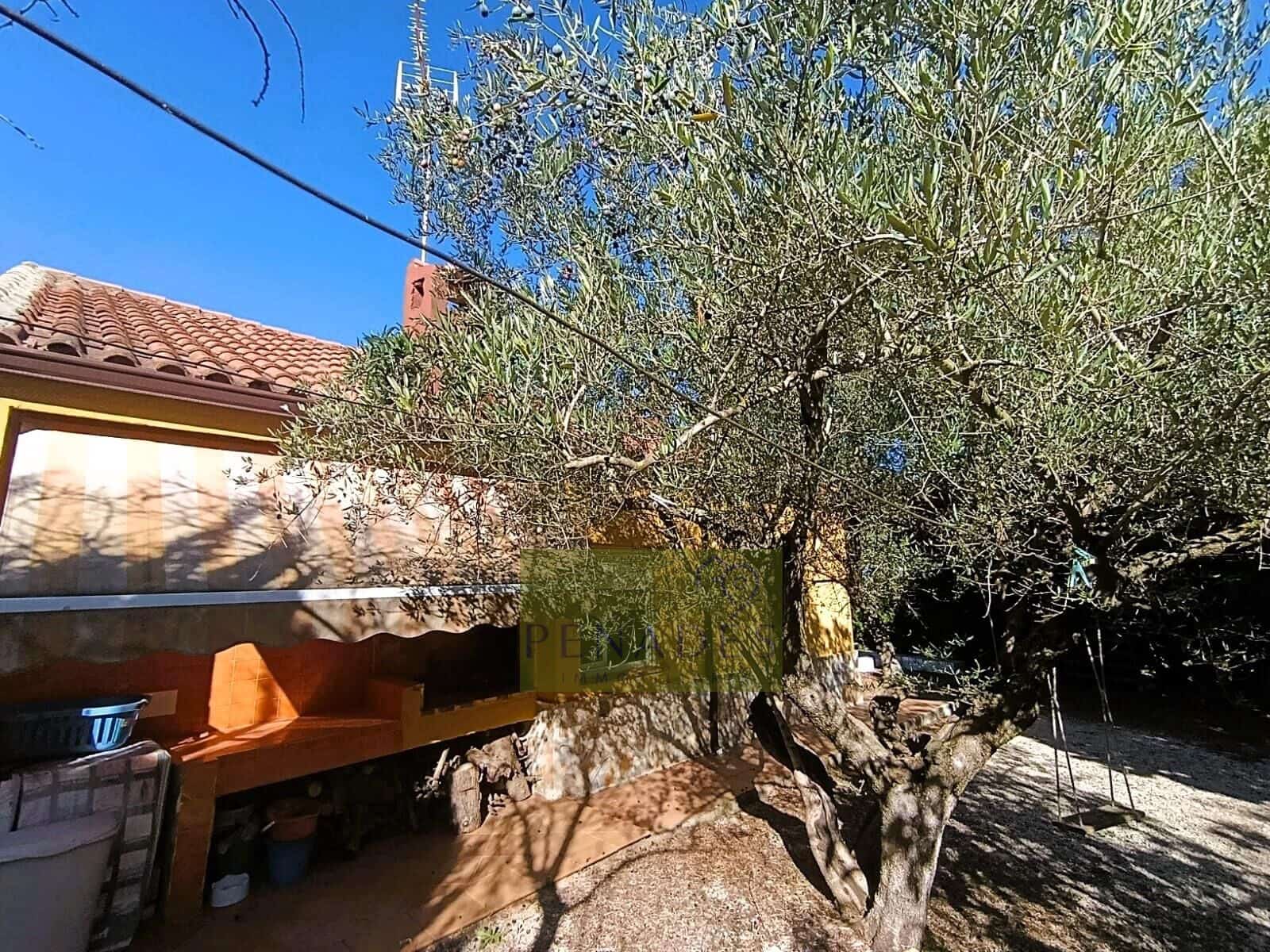 3 soveværelse Villa til salg i Ontinyent med swimmingpool garage - € 210.000 (Ref: 9419619)