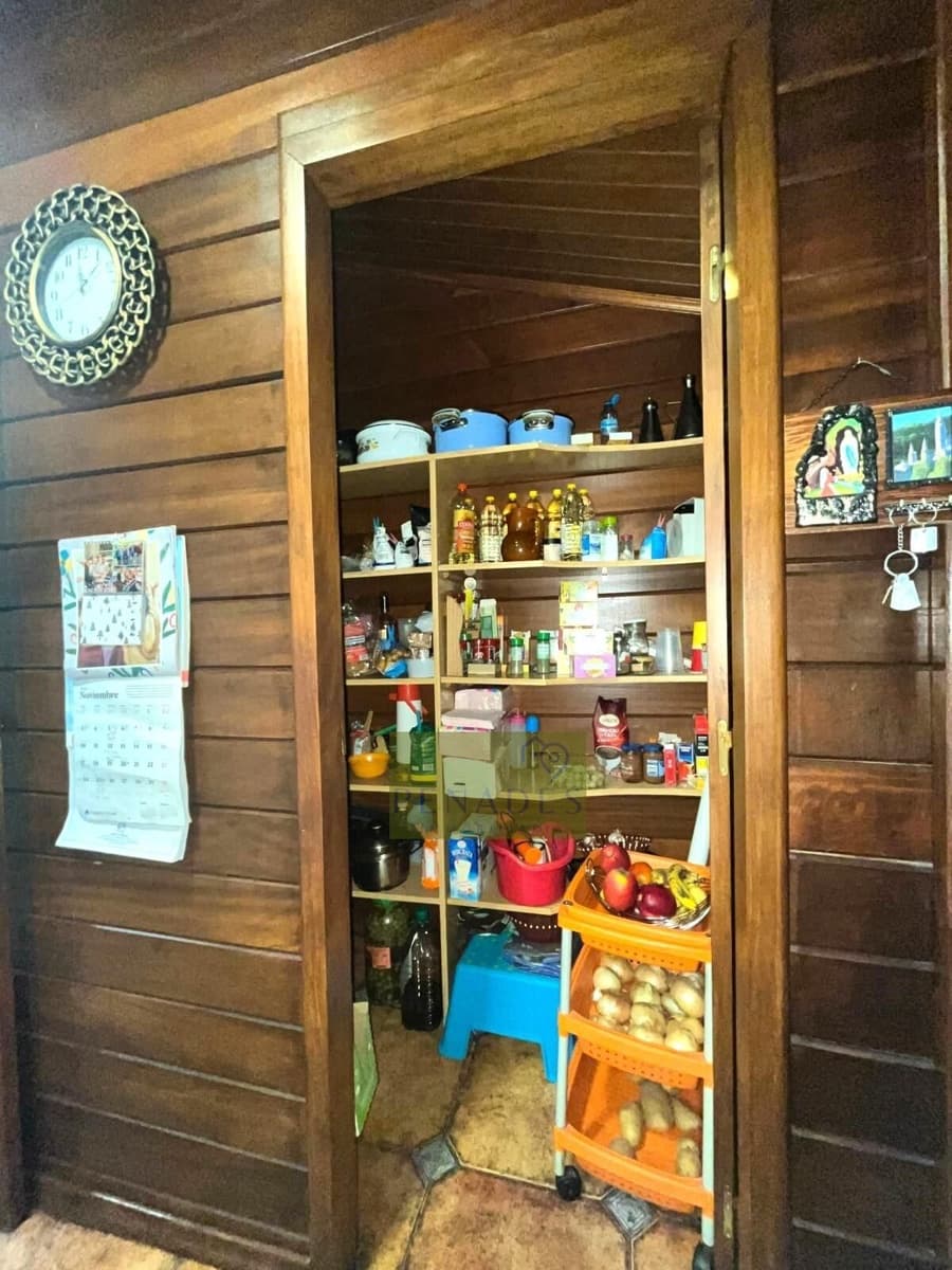 4 makuuhuone Huvila myytävänä paikassa Ontinyent - 255 000 € (Ref: 9427120)