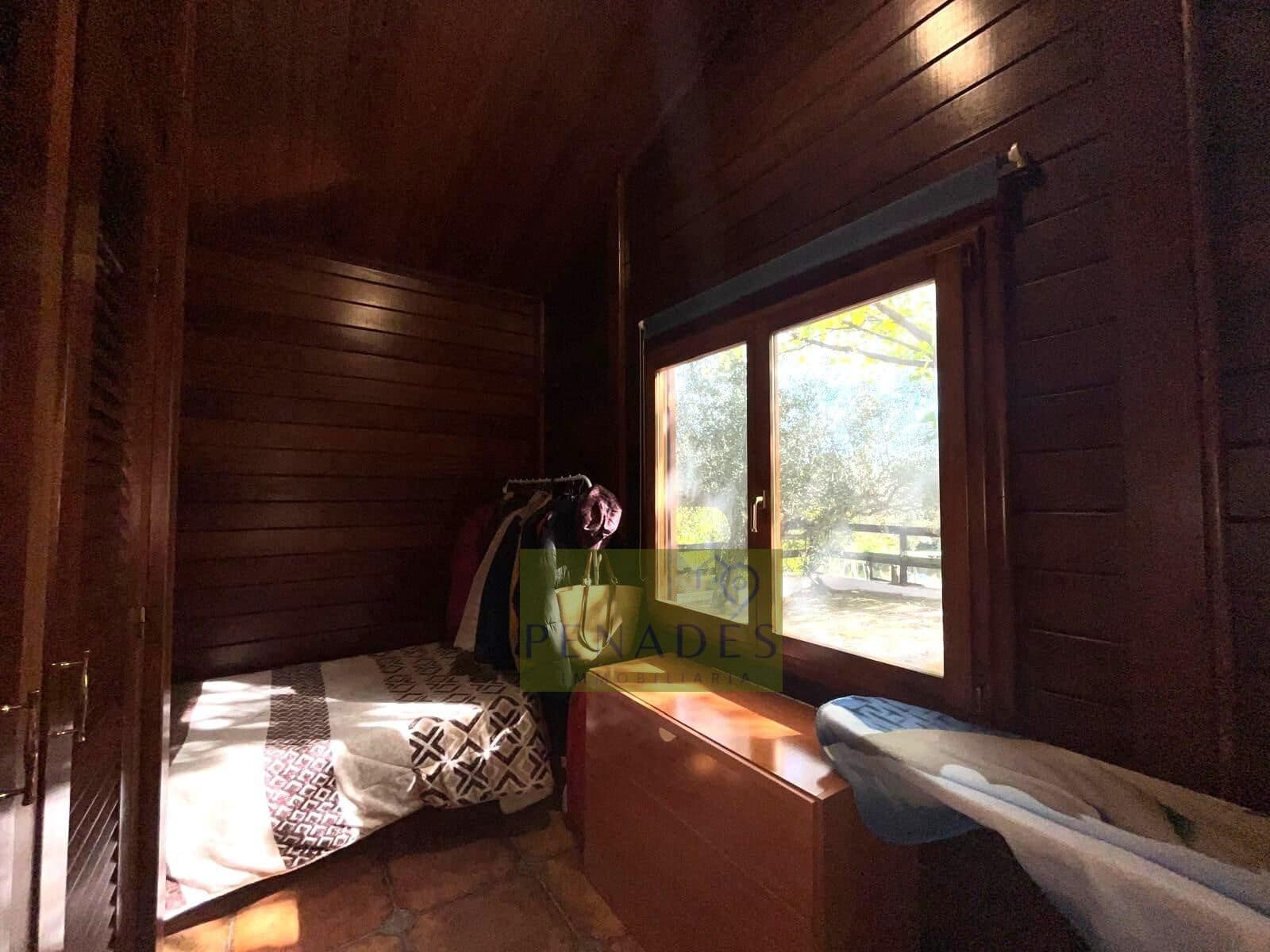 4 makuuhuone Huvila myytävänä paikassa Ontinyent - 255 000 € (Ref: 9427120)