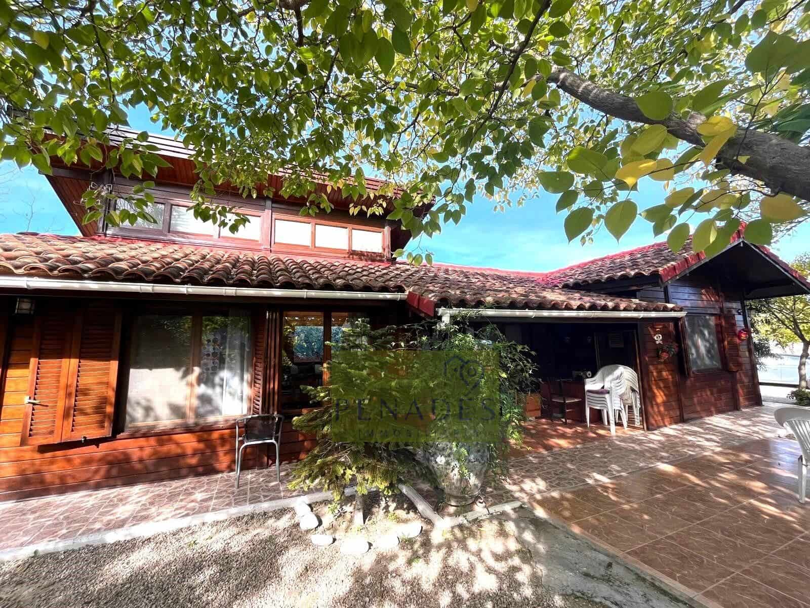 4 makuuhuone Huvila myytävänä paikassa Ontinyent - 255 000 € (Ref: 9427120)