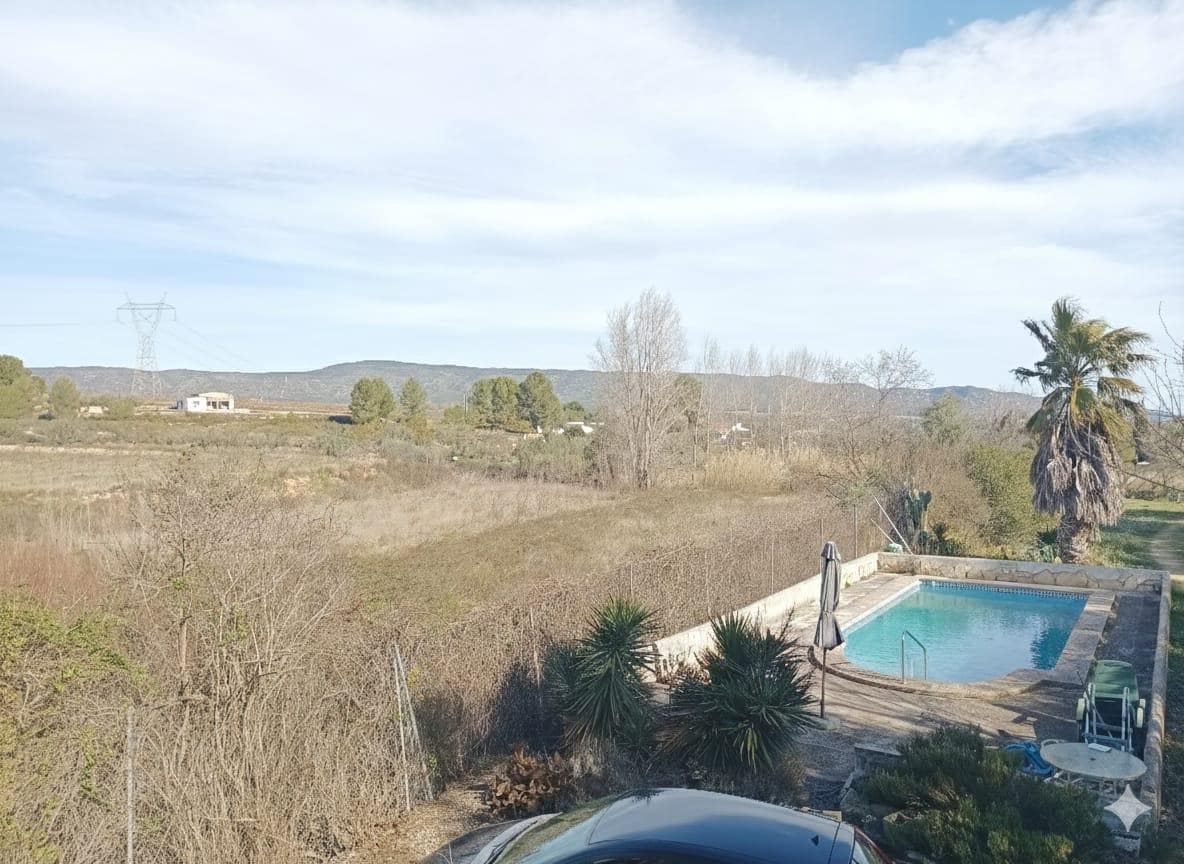 3 soveværelse Villa til salg i Ontinyent med swimmingpool - € 165.000 (Ref: 9627832)