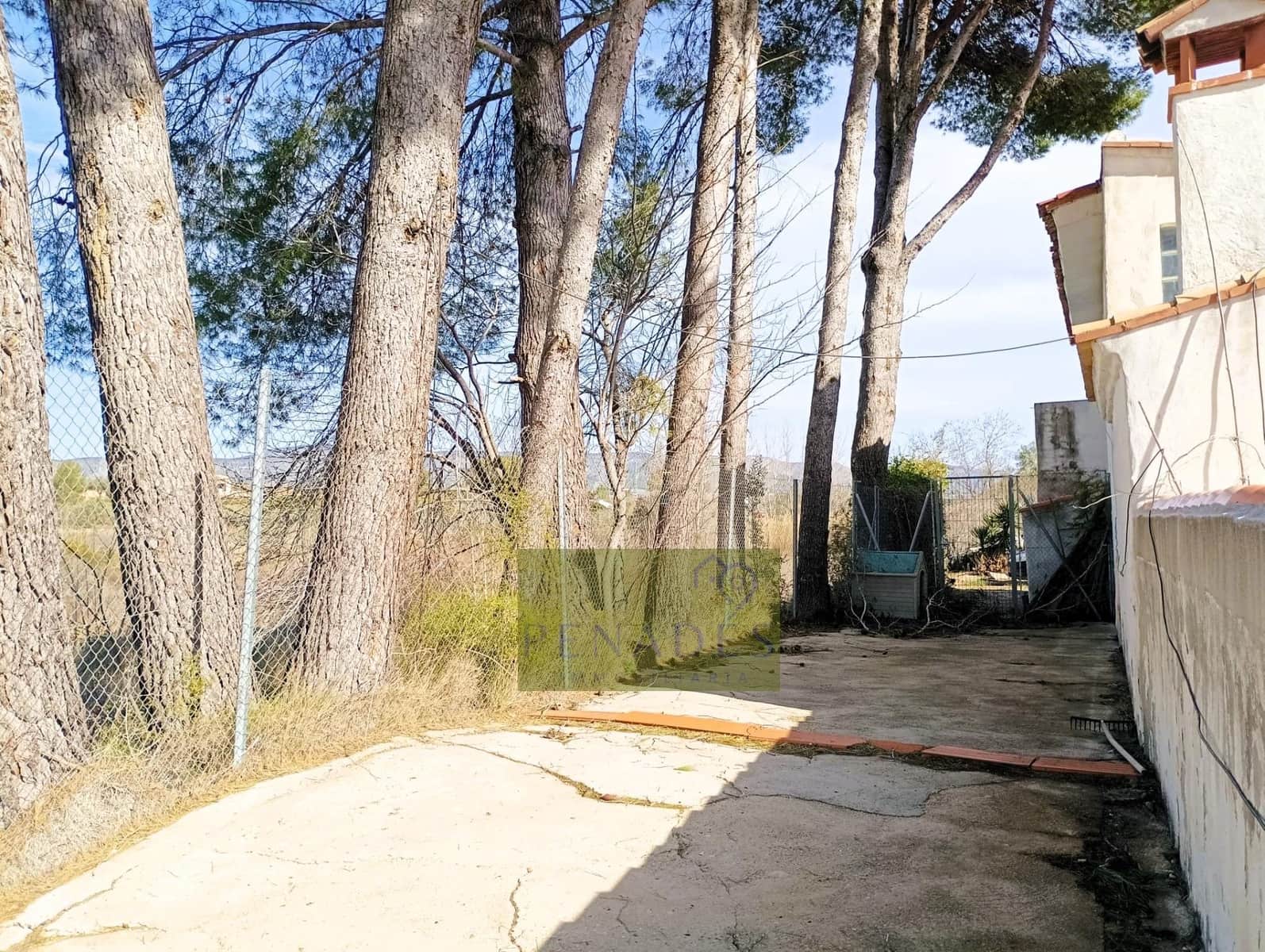 3 soveværelse Villa til salg i Ontinyent med swimmingpool - € 165.000 (Ref: 9627832)