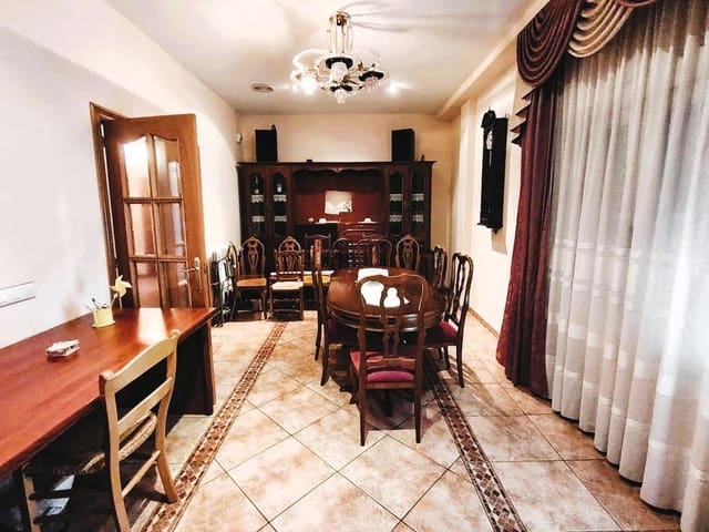 Chalet de 5 habitaciones en La Font de la Figuera en venta con garaje - 250.000 € (Ref: 9691155)