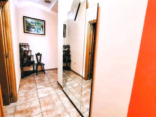 3 Zimmer Villa zu verkaufen in La Font de la Figuera mit Garage - 255.000 € (Ref: 9691155)
