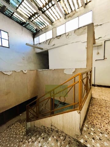 Casa de 5 habitaciones en La Font de la Figuera en venta - 60.000 € (Ref: 9691156)