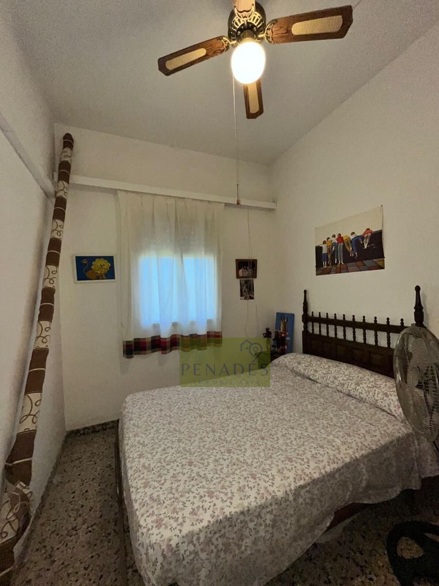 4 bedroom Villa for sale in Ontinyent with pool - € 229,000 (Ref: 9721921)