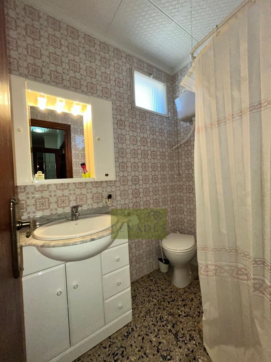 4 bedroom Villa for sale in Ontinyent with pool - € 229,000 (Ref: 9721921)