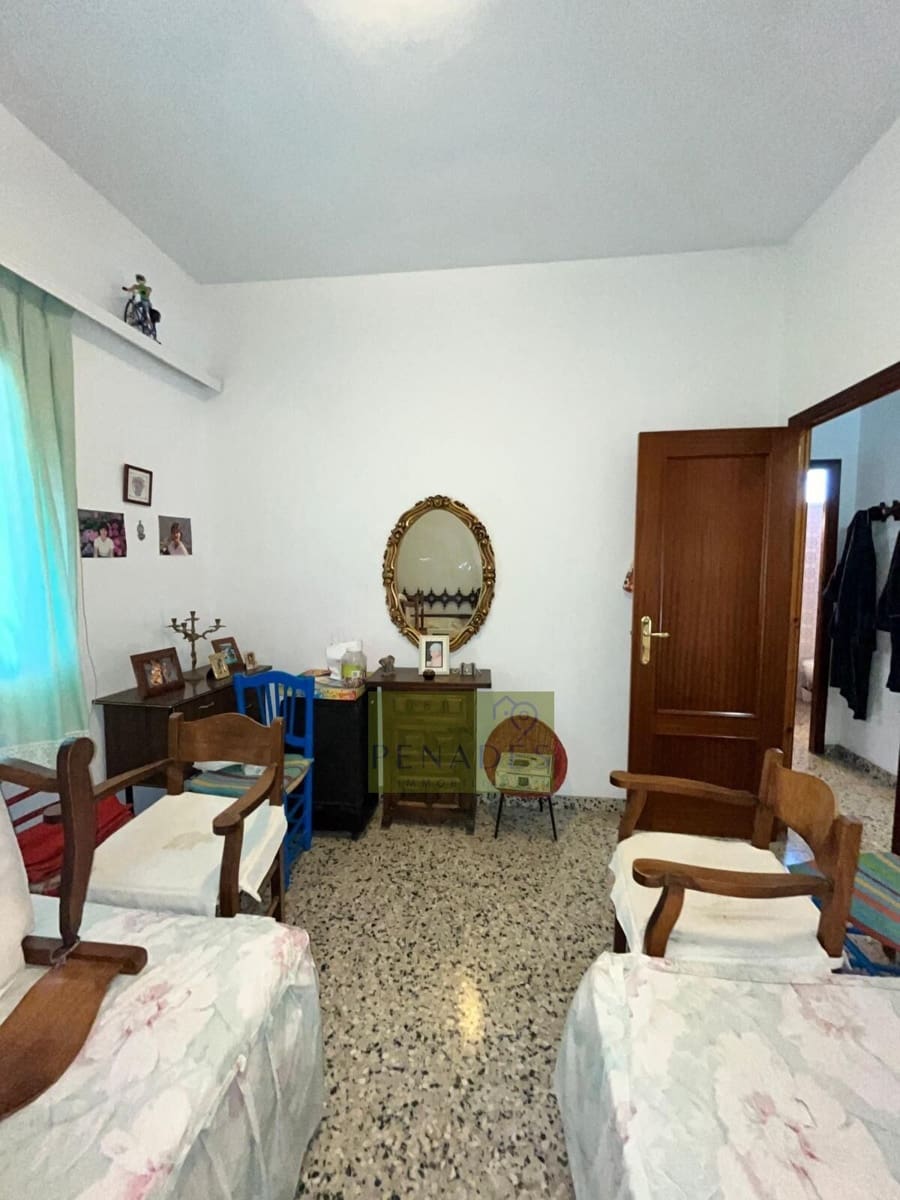 4 bedroom Villa for sale in Ontinyent with pool - € 229,000 (Ref: 9721921)