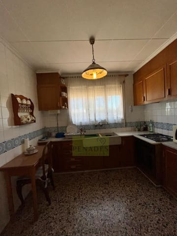 4 bedroom Villa for sale in Ontinyent with pool - € 229,000 (Ref: 9721921)