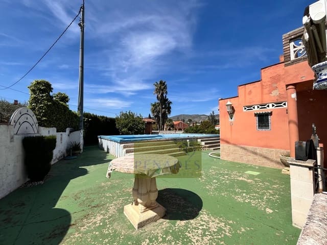 4 bedroom Villa for sale in Ontinyent with pool - € 229,000 (Ref: 9721921)