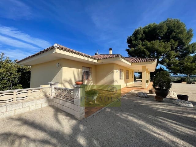 5 slaapkamer Villa te koop in Ontinyent met zwembad - € 470.000 (Ref: 9755958)