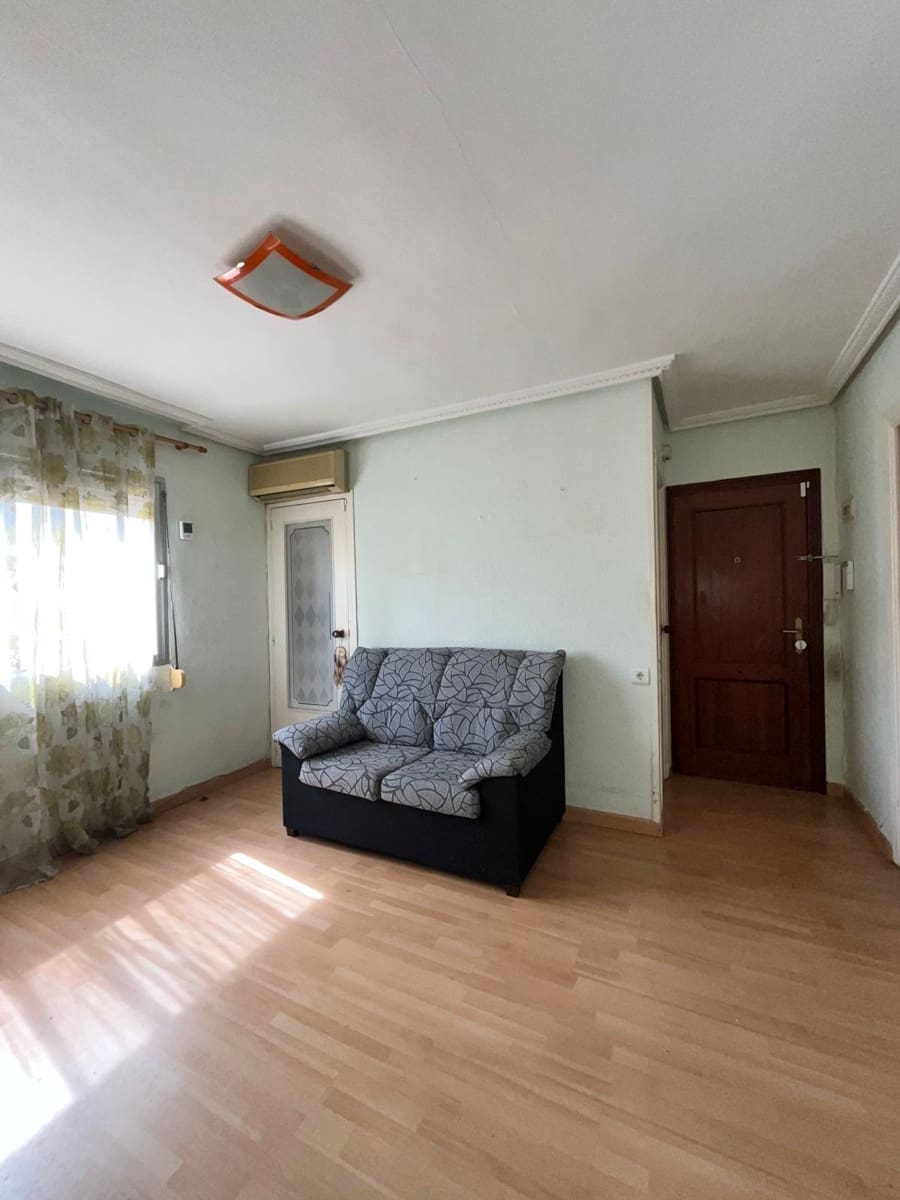 3 sovrum Lägenhet till salu i Ontinyent - 68 000 € (Ref: 9758874)