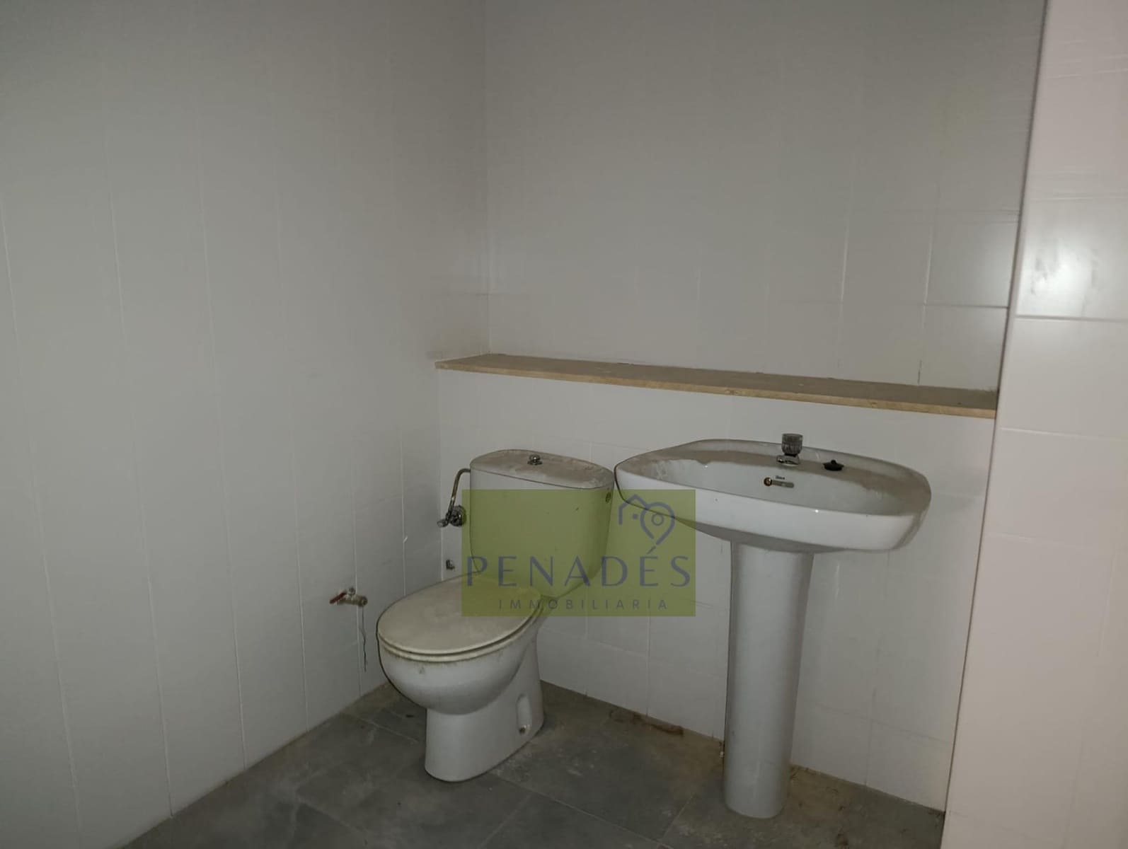 Komercyjne na sprzedaż w Ontinyent - 65 000 € (Ref: 9797350)