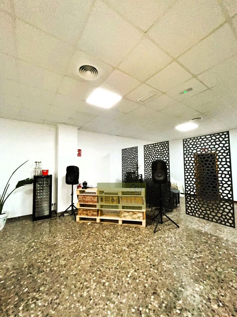 Azienda da affittare in Ontinyent - 1.100 € (Rif: 9829380)