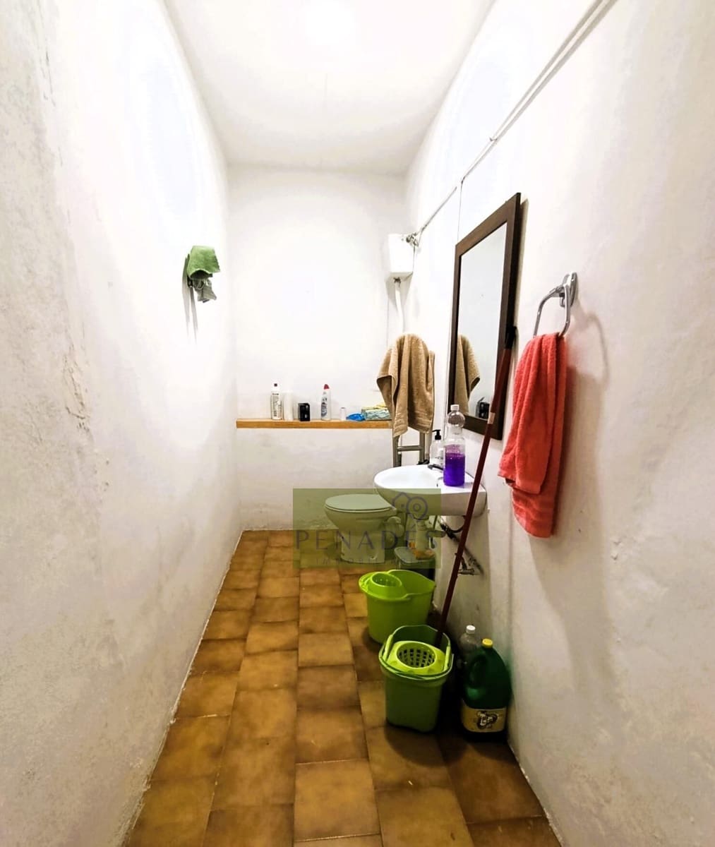 Erhverv til leje i Ontinyent - € 1.000 (Ref: 9831761)