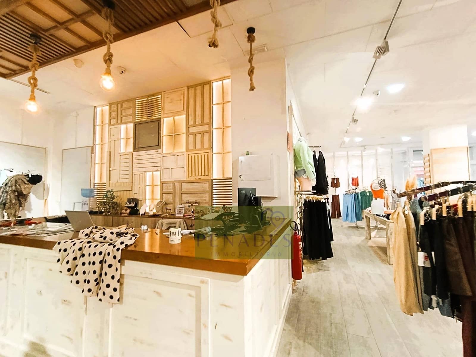 Erhverv til leje i Ontinyent - € 1.000 (Ref: 9831761)